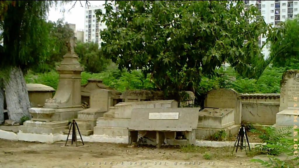 ORAN 2009 cimetiere Juif d'Oran   (10).jpg